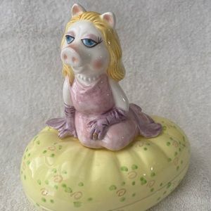 Miss Piggy Ceramic Trinket Holder Egg Shaped